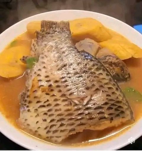 Croaker fish peppersoup with yam portion